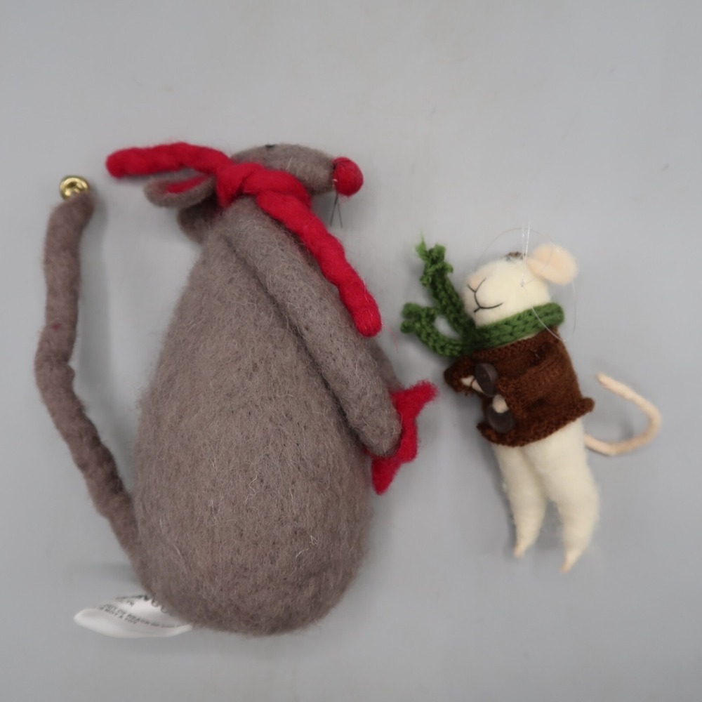 Creative Co-Op Faux Wool Felt Gray Mouse‎ in red scarf and gloves & Mini White